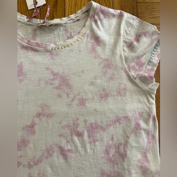 New -LOVESHACKFANCY
RUBIN CROPPED TEE - Picture 3 of 15